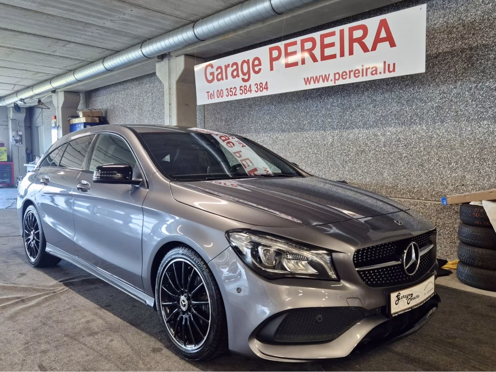 Mercedes-Benz CLA 200 Shooting Brake AMG LINE HARMAN KARDON CU