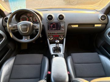 Bild 13 Audi A3 Cabriolet S line Sportpaket / plus XENON+NAVI