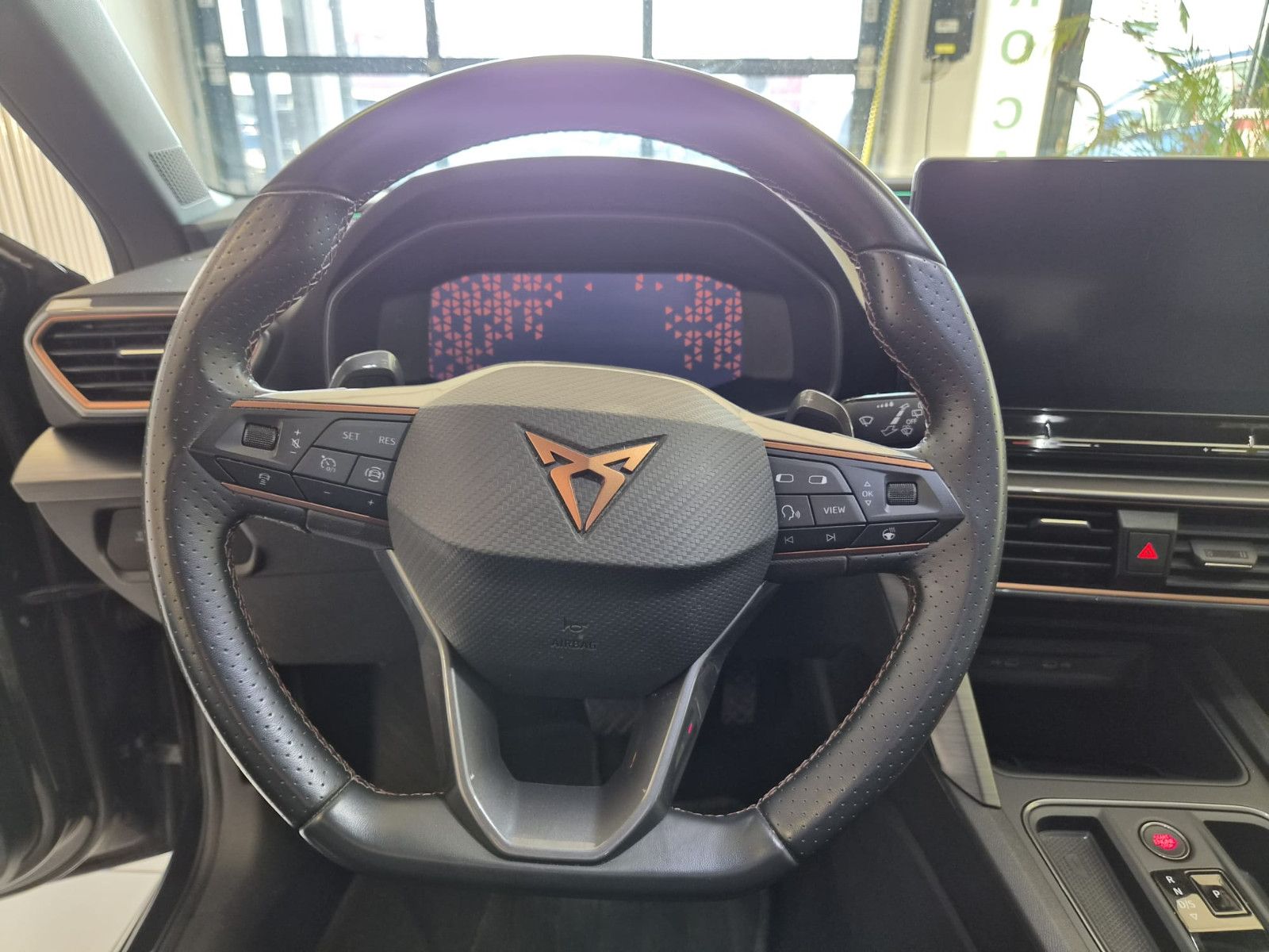 Fahrzeugabbildung CUPRA Leon Sportstourer / LED / KAMERA / GEPFLEGT