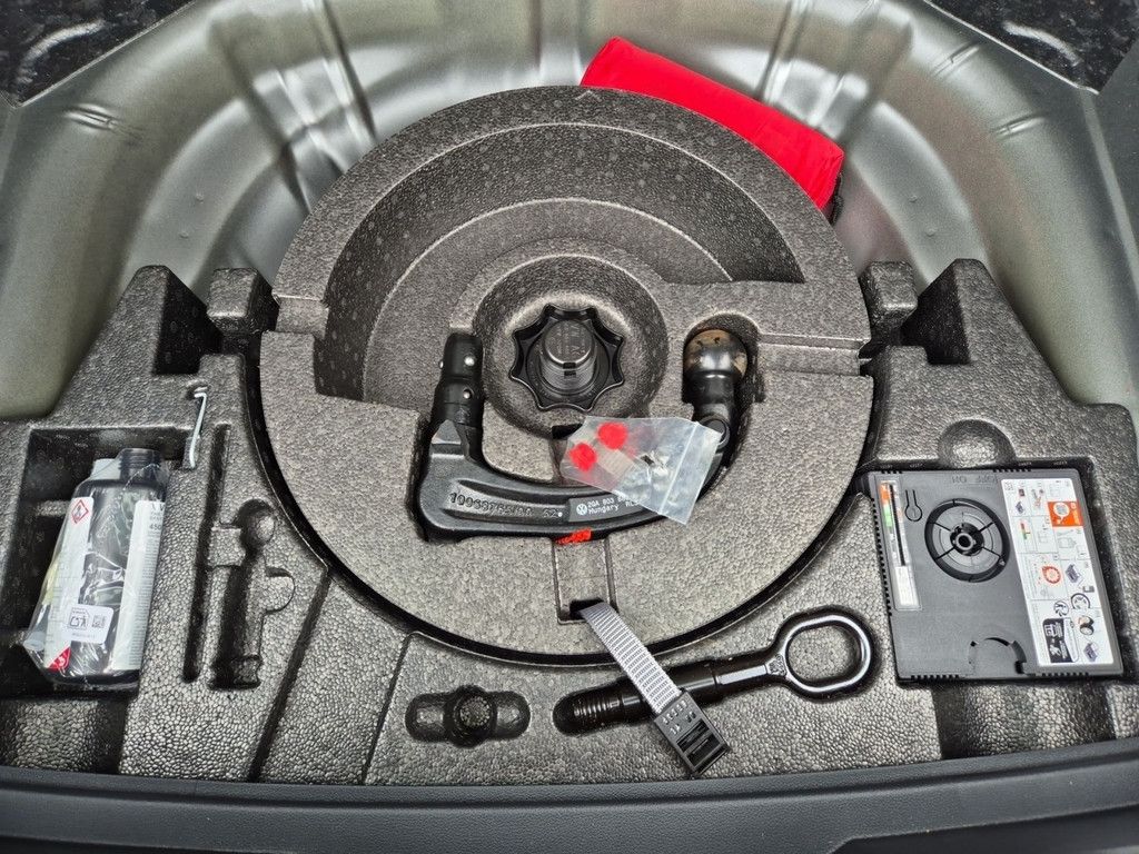 T-Roc 1.0 TSI Goal *LED*AHK*NAVI*DAB*REAR VIEW*P