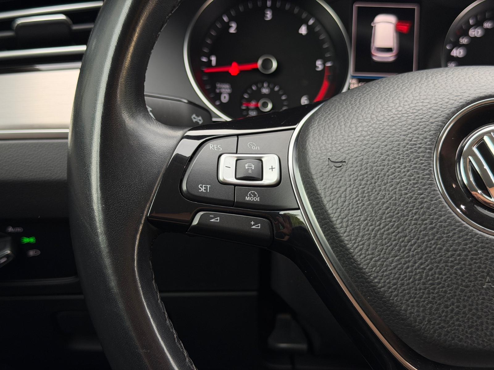 Volkswagen Passat Variant Highline/2,0 TDI 150PS/88120km/!