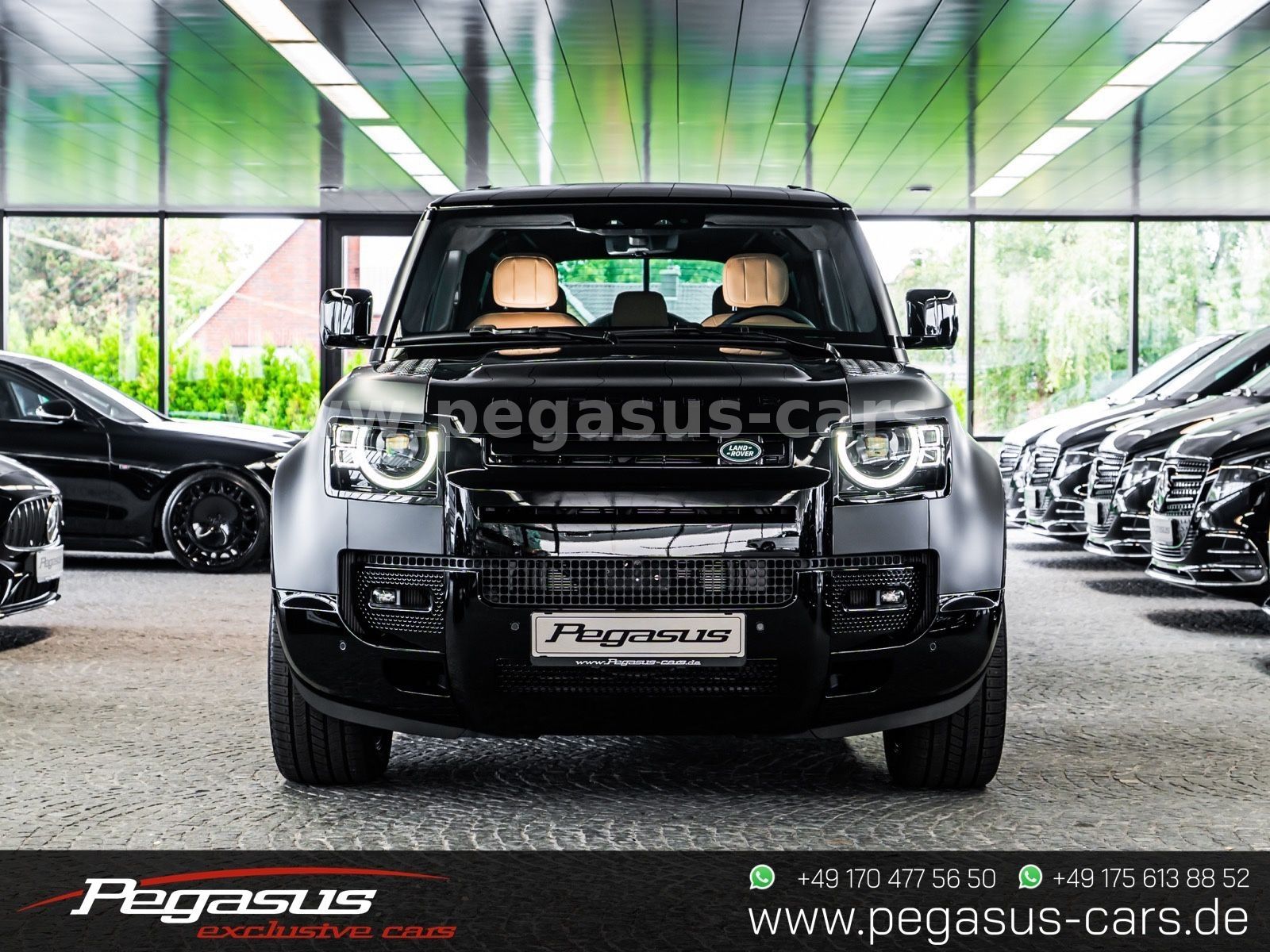 LAND ROVER Defender - 3