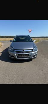 Opel Astra, SHZ, AHK, Tempomat, Klima, Xenon  - Opel Astra aus 2008: Kombi
