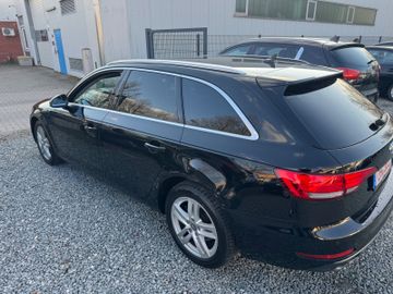 Audi A4 - 4