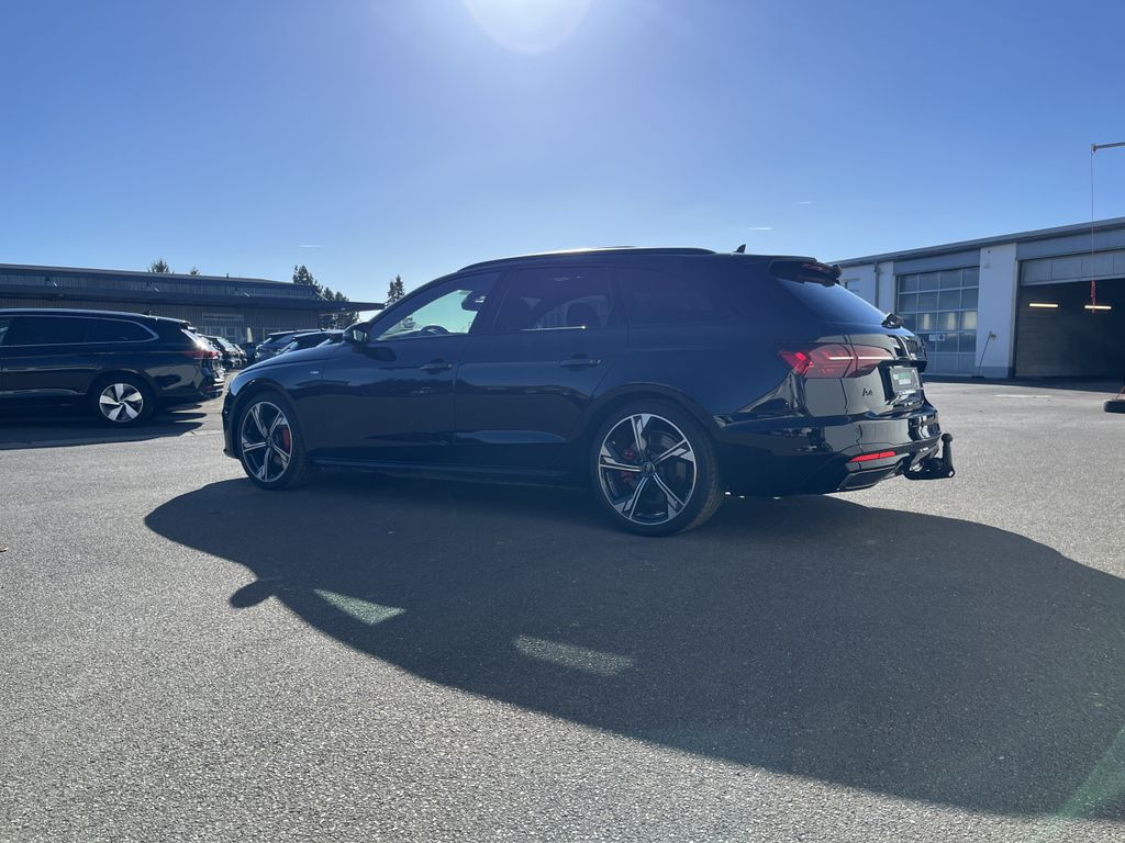 AUDI A4 2025