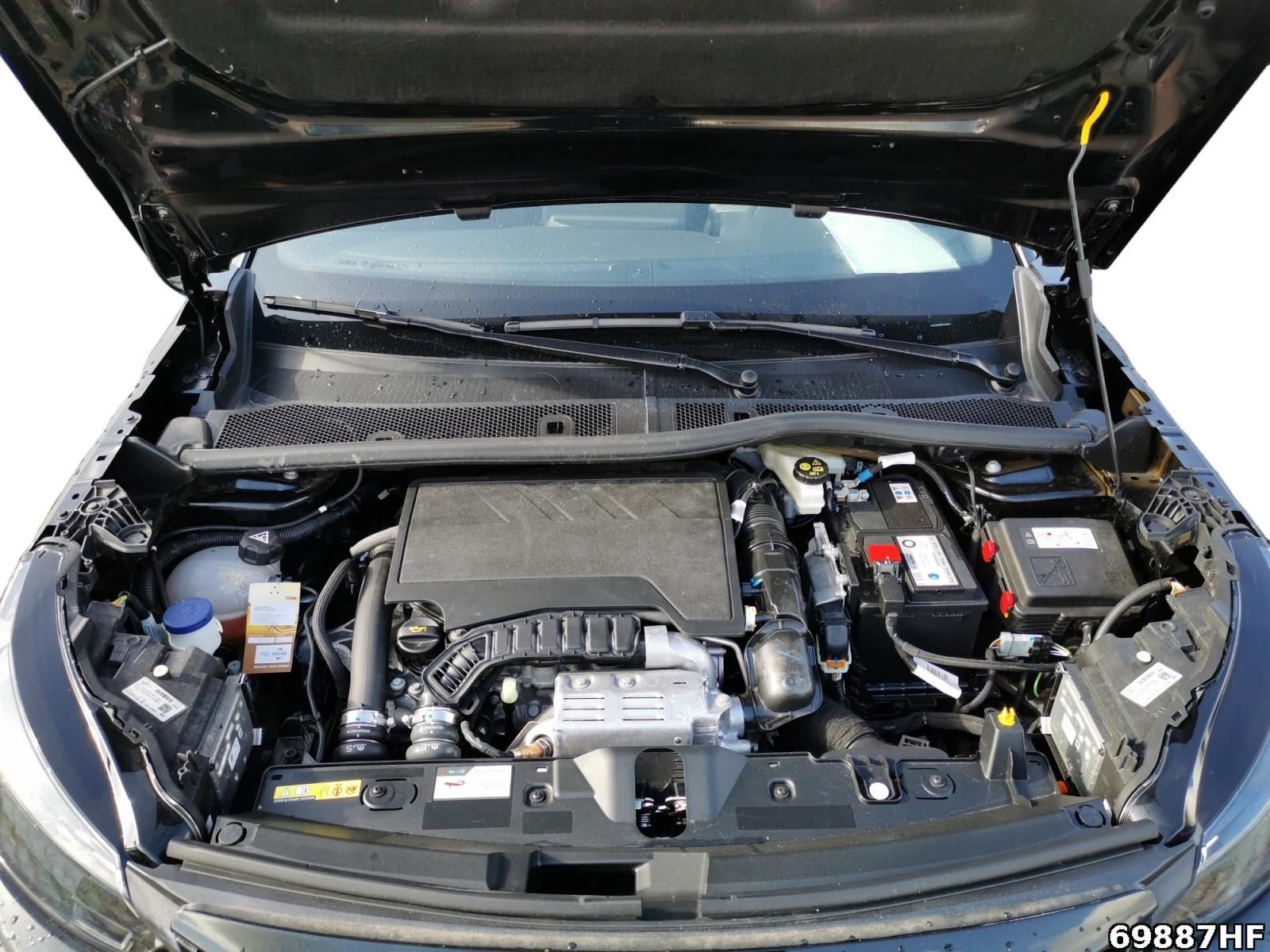 Fahrzeugabbildung Peugeot 2008 1.2 PureTech 130 GT **SHZ**MOPF**KAMERA**