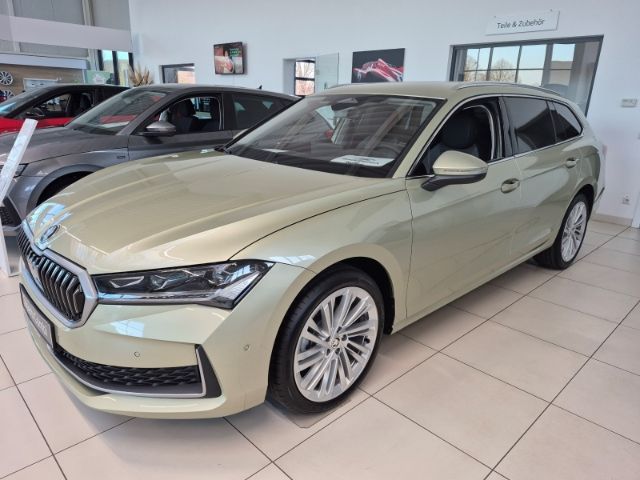 Skoda Superb Combi 1.5 TSI DSG Selection AHK Matrix