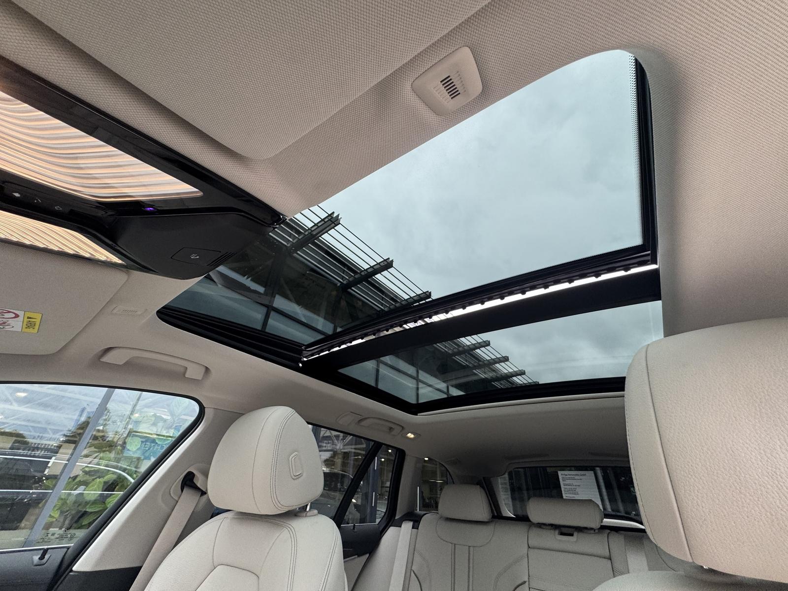 BMW 520d xDrive Tou PANO ACC Ad-LED HuD Sportsitz CD