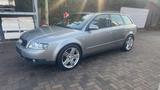 Audi a4 3,0 V6 Benzin autom tüv neu - Audi A4 aus 2002: 3.0