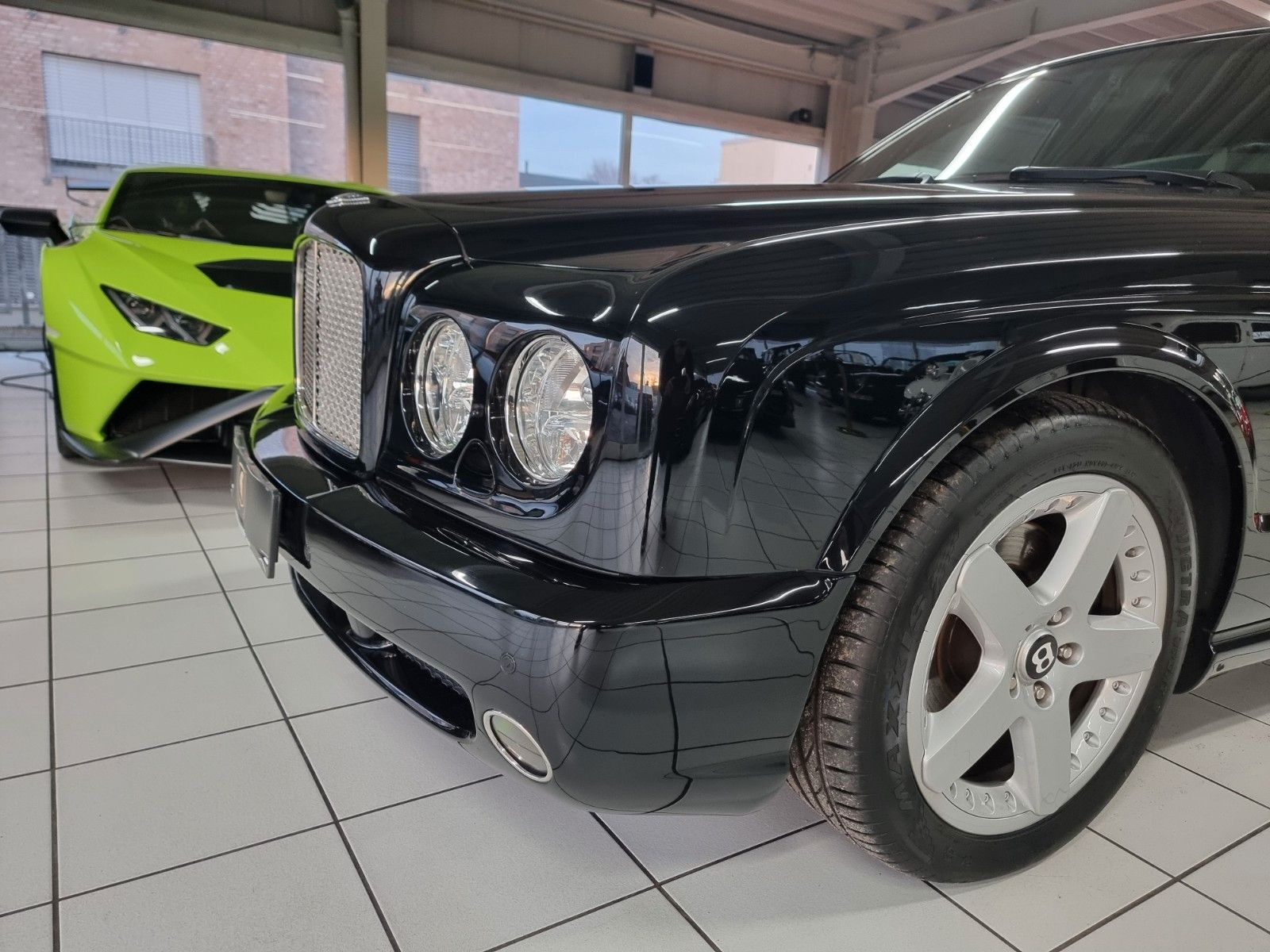Fahrzeugabbildung Bentley Arnage T/Orig. km/Erstlack/Historie+Bestzustand