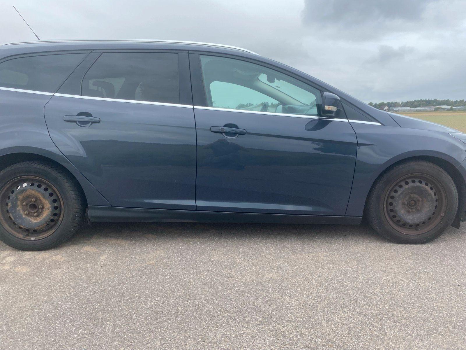 Ford Focus 2011 — photo 5