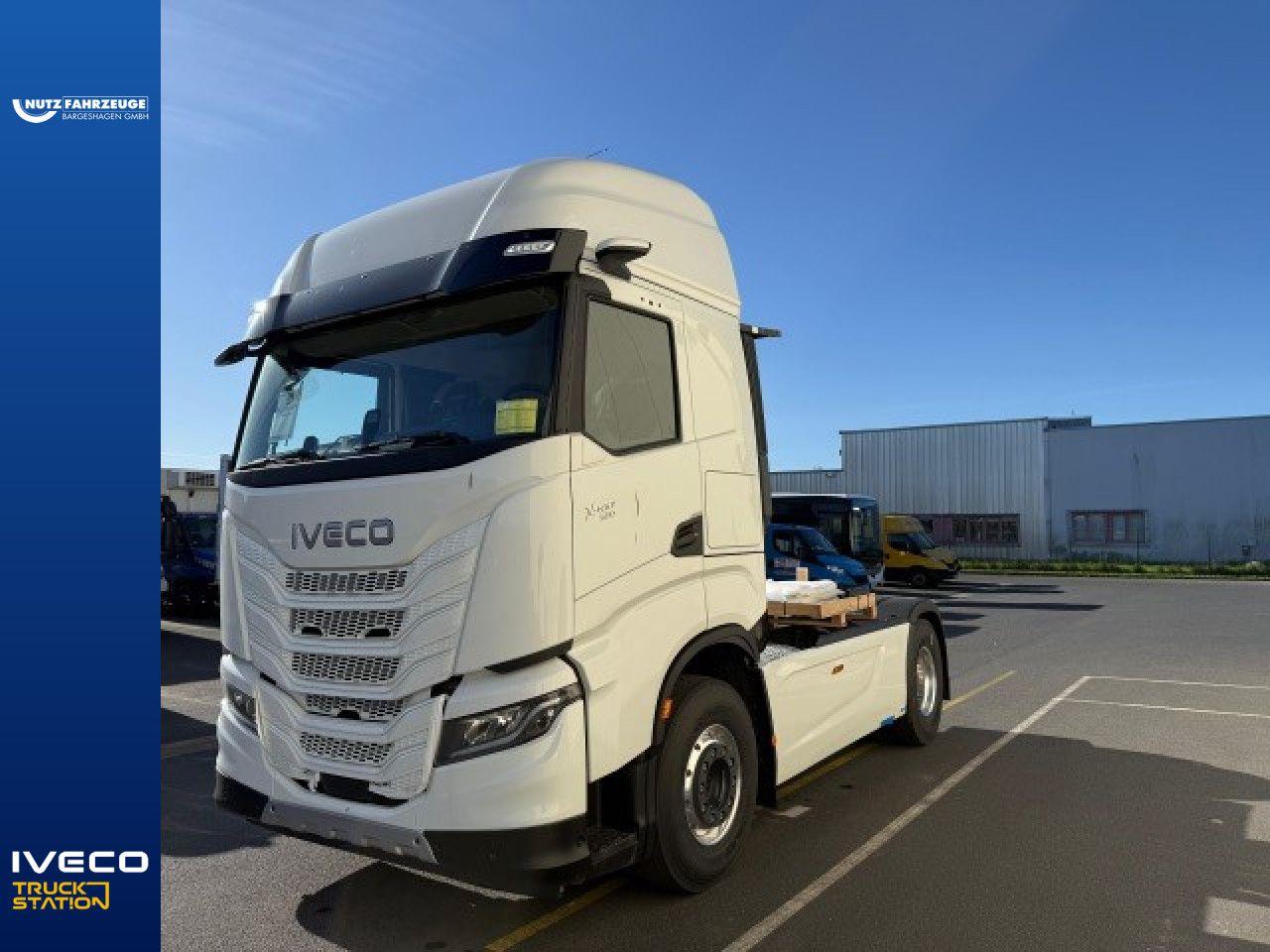 Iveco X-Way AS440X50T/P ON+