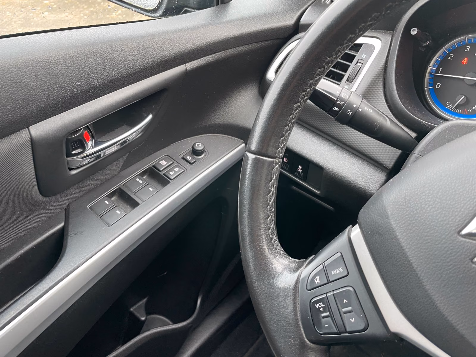Suzuki (SX4) S-Cross *AHK + WKR*