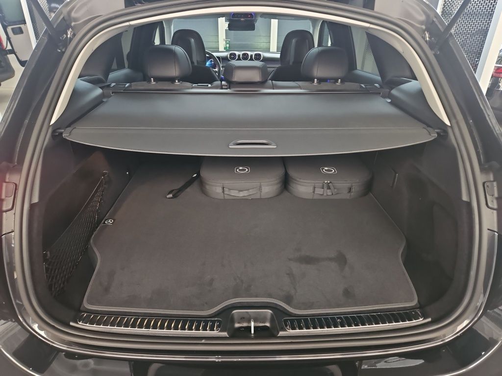 Fahrzeugabbildung Mercedes-Benz GLC 300 e 4M ++AMG+AHK+ASSISTENZ+DIGITAL+BURM++