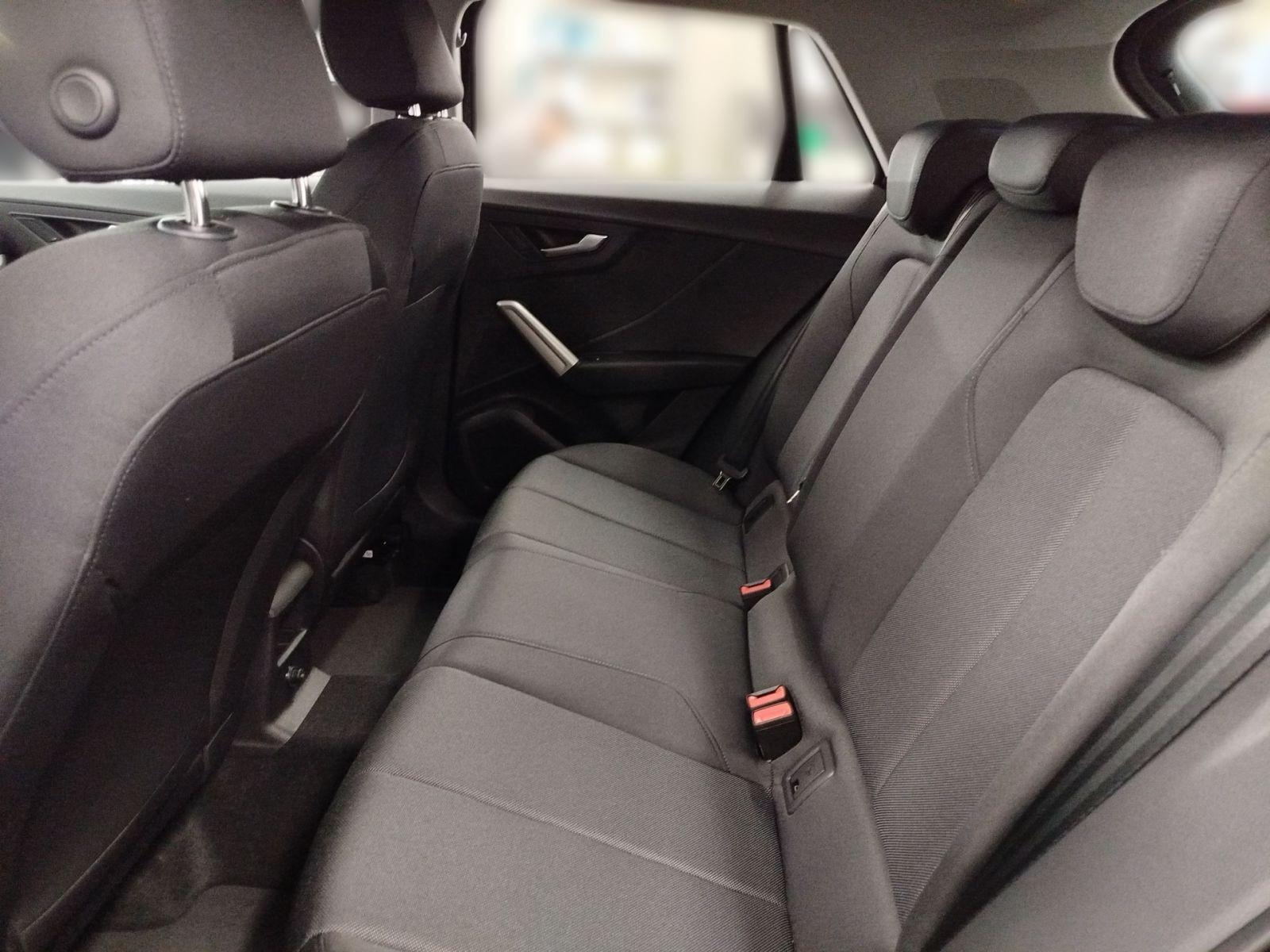Audi Q2 30 TFSI LED DAB VC PDC Sitzheizung