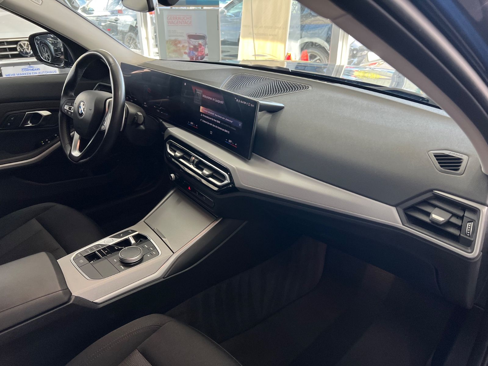 BMW 318 d Touring AHK+DA+ACC+Keyless+Park Assist foto 17