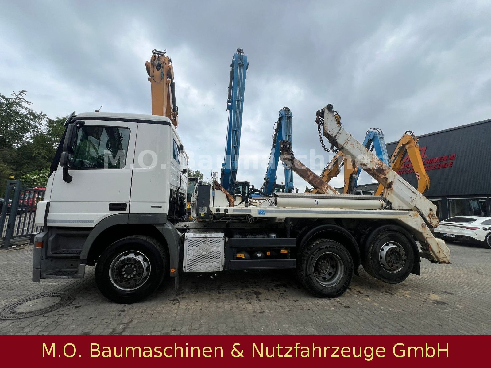 Fahrzeugabbildung Mercedes-Benz Actros 2541/Klima/3 Achser/6x2/TÜV NEU