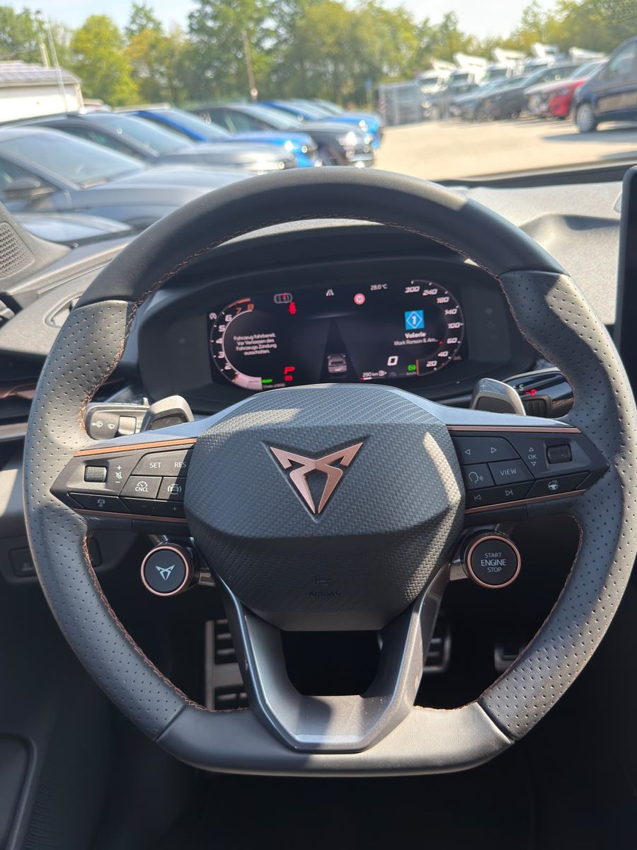 Иллюстрация автомобиля CUPRA Terramar 1.5 eTSIEDGE 360°SENN*19 "MEMORY*LED
