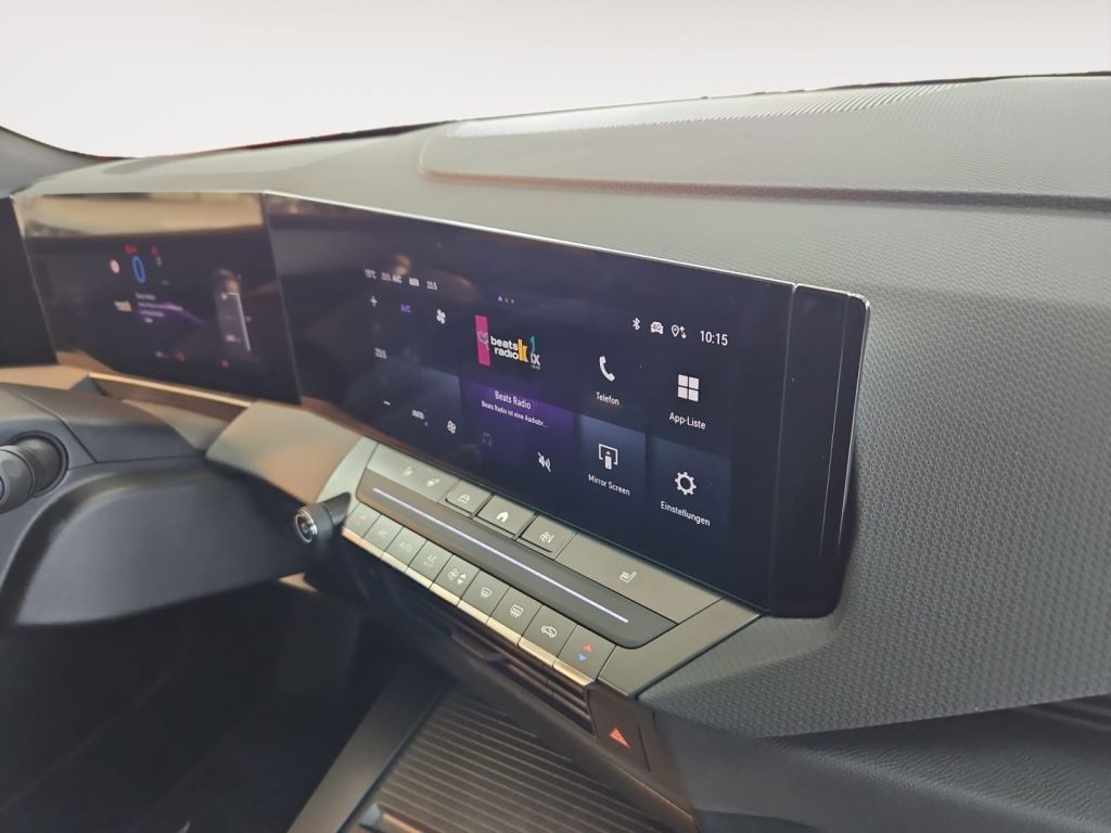 Fahrzeugabbildung Opel Astra Sports Tourer Hybrid 107 kW GS