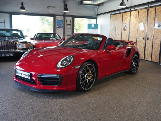 Porsche 911 Turbo S Cabriolet