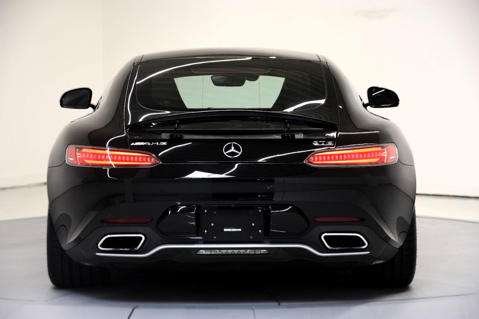 Fahrzeugabbildung Mercedes-Benz AMG GT S Coupé Pano Burmester Performance-Sitze