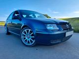 Volkswagen VW Bora Golf VI - gebrauchte Volkswagen Bora aus dem Jahr 2004