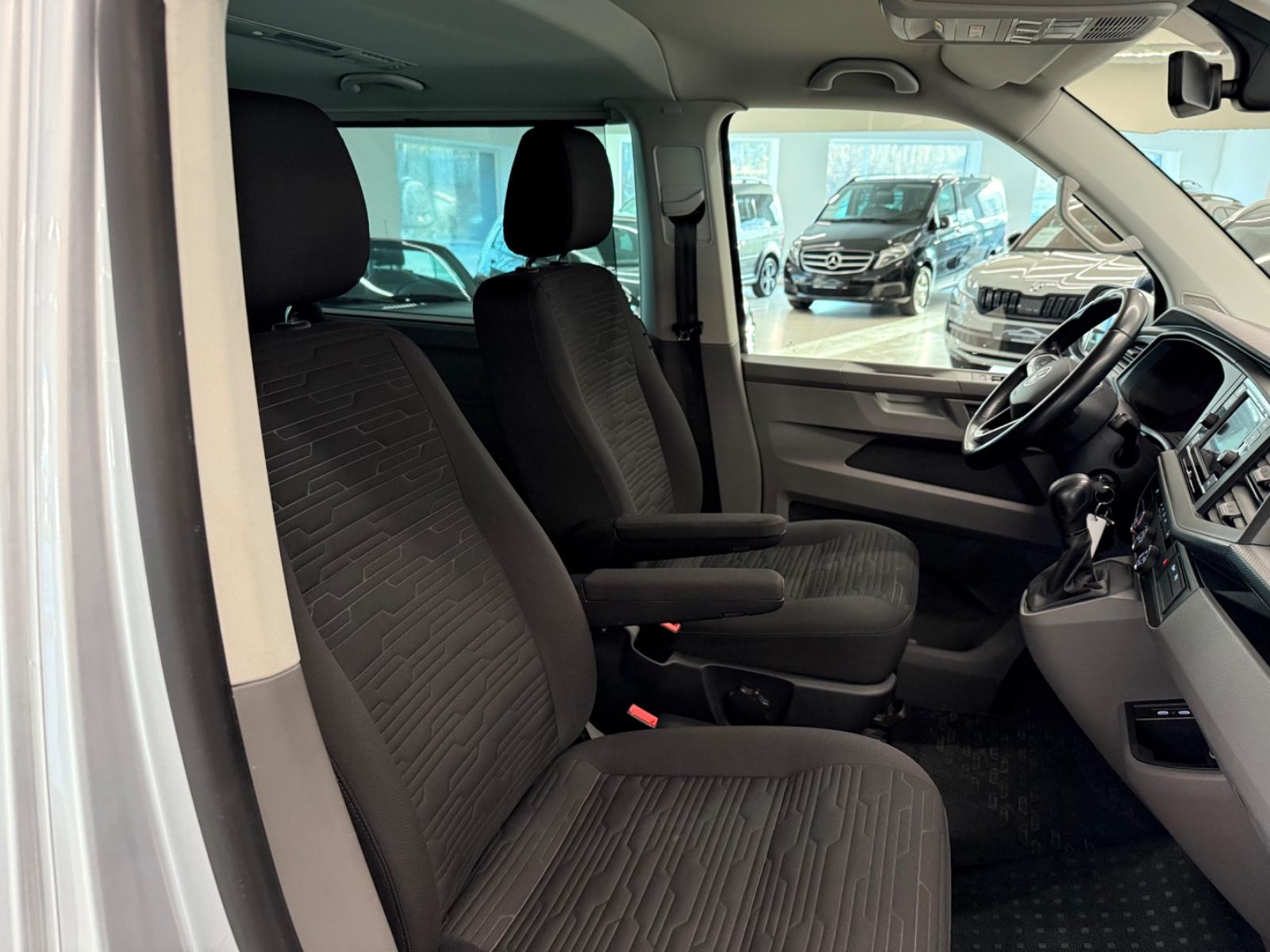 Volkswagen T6.1 Caravelle 4 Motion  DSG NAVI LED 8 SITZE