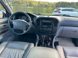 Toyota Land Cruiser 4.7 V8 Special Auto 7 Sitzer J100 - Toyota Land Cruiser: J4