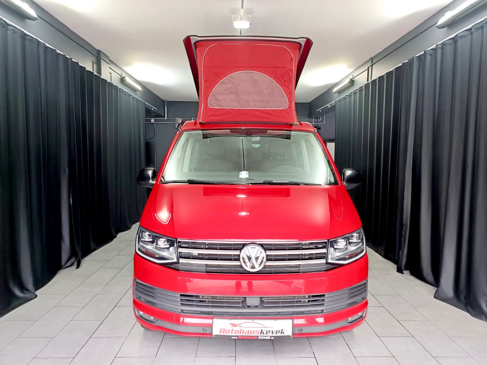 Fahrzeugabbildung Volkswagen T6 California Beach Edition 4Motion*DSG*KAMERA*