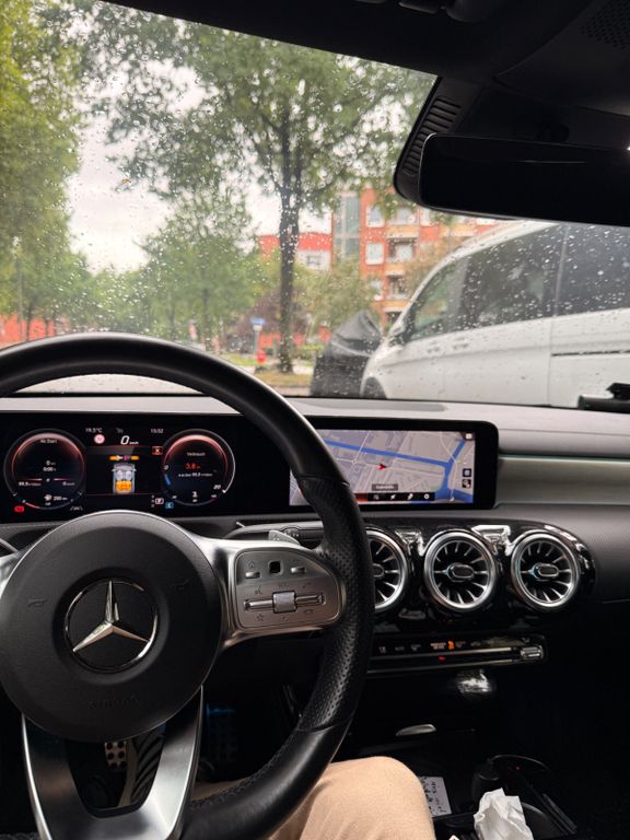 Image of Mercedes-Benz A 200