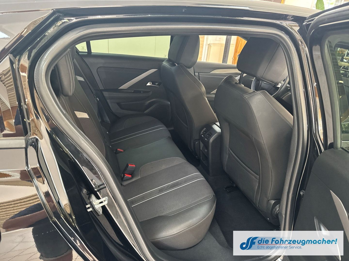 Fahrzeugabbildung Opel Astra L GS Digitales Cockpit 360 Kamera LED Appl