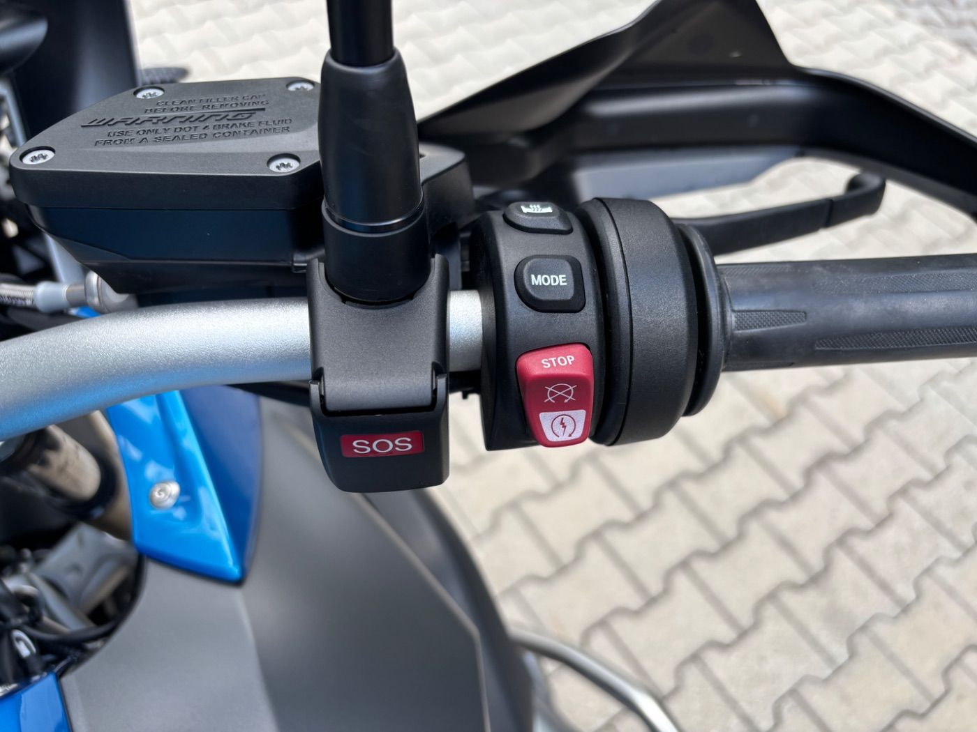 Fahrzeugabbildung BMW R 1250 GS 3 Pakete Sturzbügel BMW Seitenkoffer