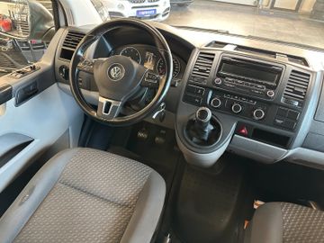 Volkswagen T5 *CAMPER*KÜCHE*BETT(aufklappbar)*ESSTISCH*AHK*