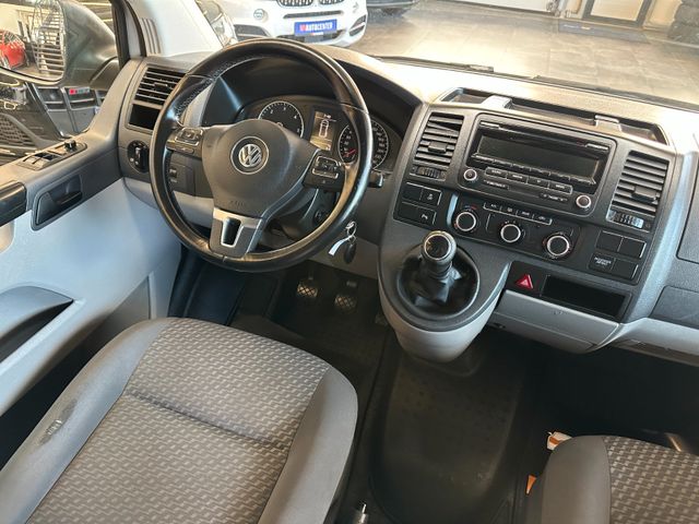 Volkswagen T5 *CAMPER*KÜCHE*BETT(aufklappbar)*ESSTISCH*AHK*