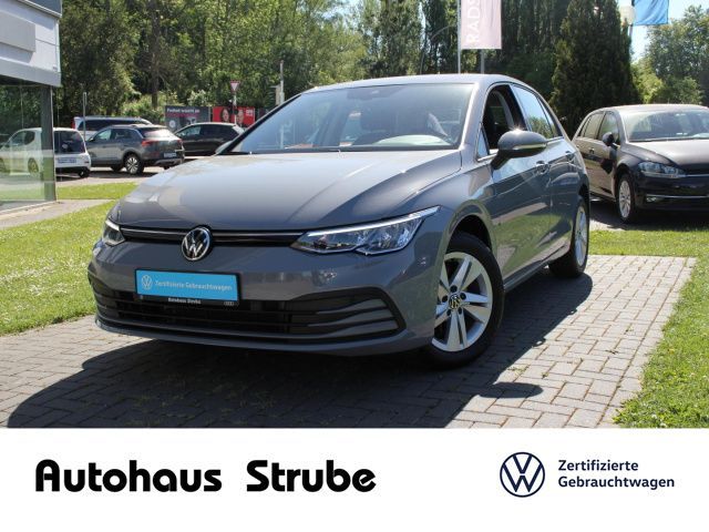 Volkswagen Golf VIII Life 1.5 TSI NAVI PRO ACC APP CONNECT