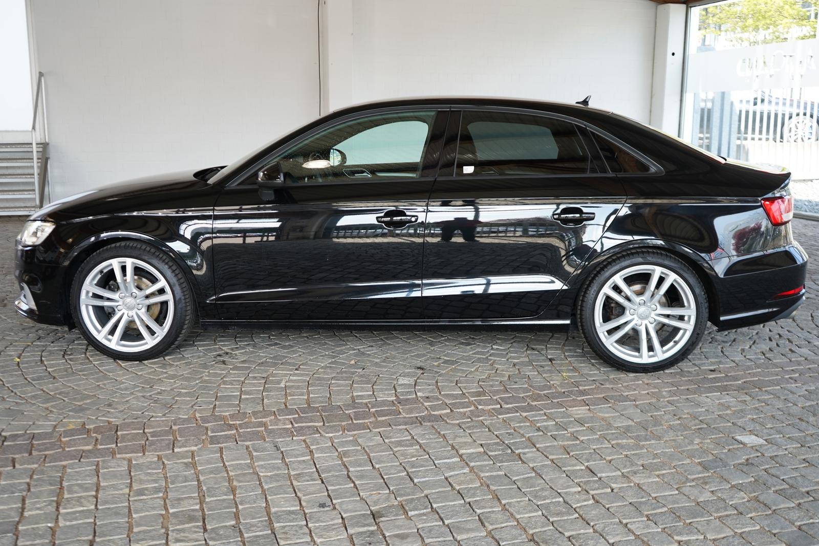 Audi A3 35 1.5 TFSI S-Line Bi-Xenon Navi Kamera Leder