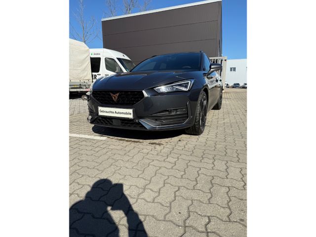 Cupra Leon Sportstourer 2.0 TSI  Parklenkassistent Par