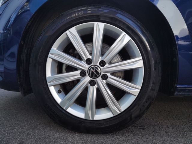 Touran 2.0 TDI BMT Highline NAVI+AHK+KAMERA  DSG