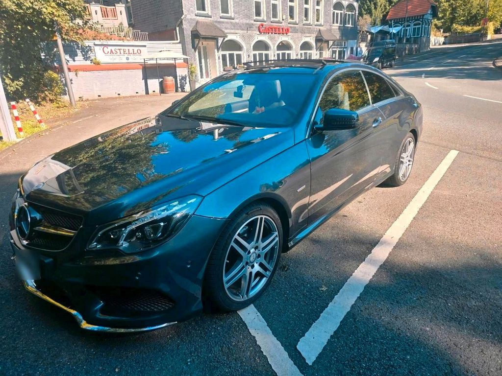 Image of Mercedes-Benz E 200