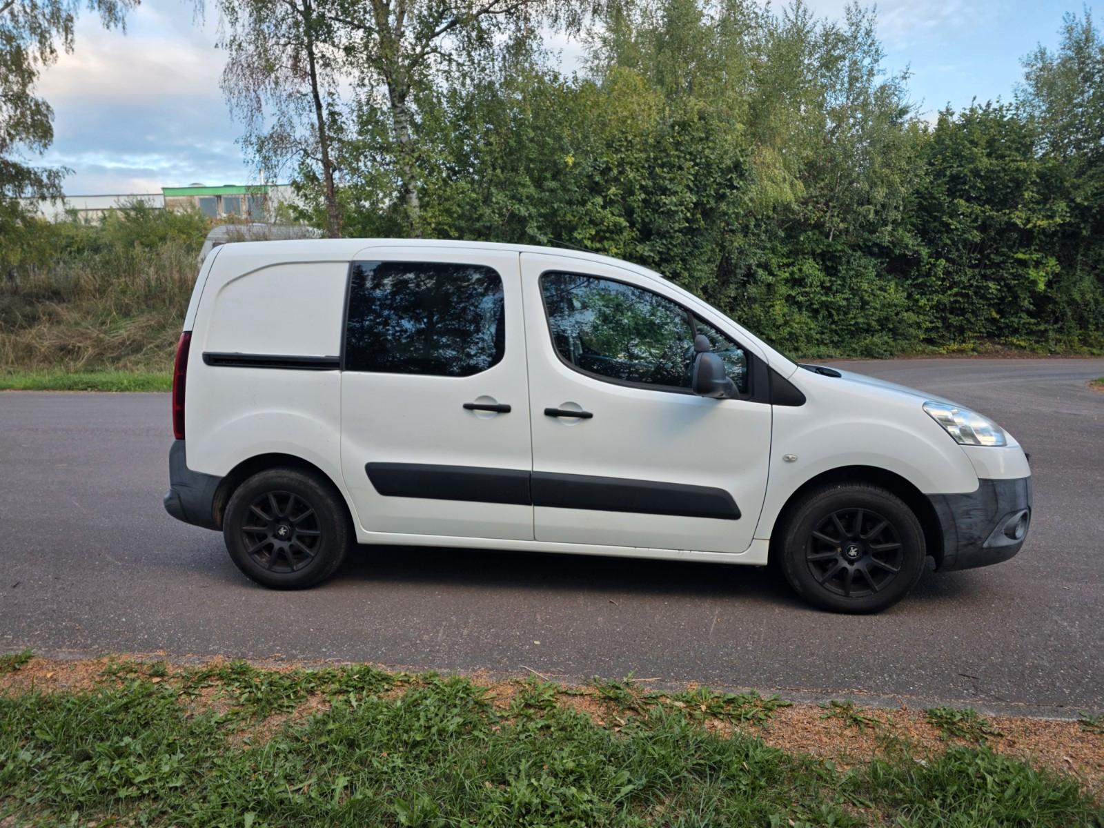 Peugeot Partner Tepee Allure HDI 115 1.6 Allure
