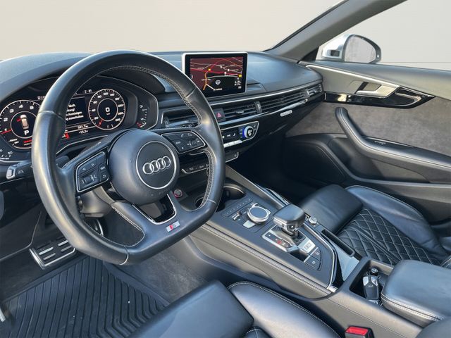 Audi S4 Avant 3.0 TFSI quattro+HUD+Pano+ACC+AHK+1.Han