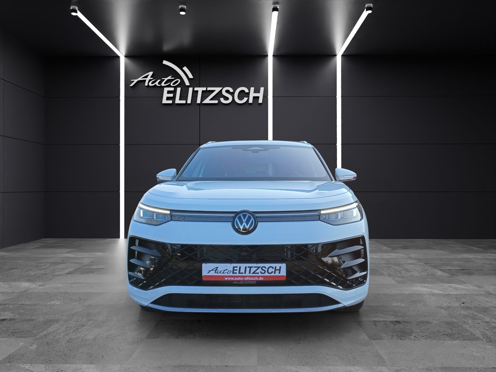 Fahrzeugabbildung Volkswagen Tayron TDI R-Line DSG 4M AHK STH