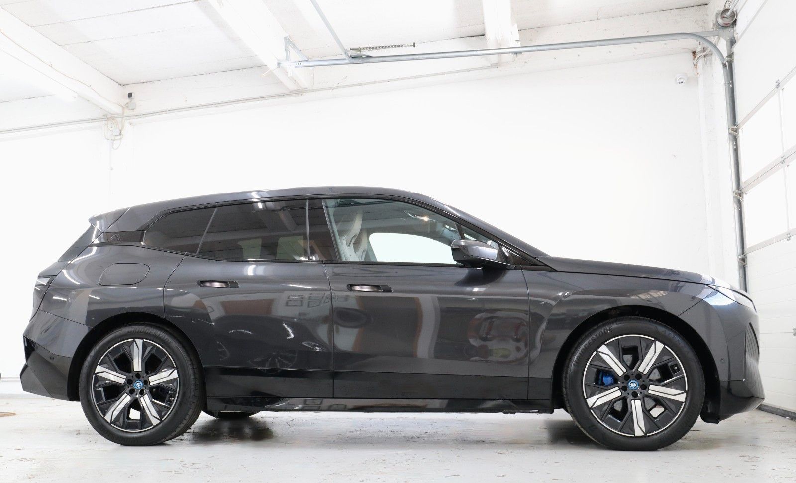 BMW iX 40 Sport Keyless-Go Leder Driving As Pro. H&K foto 5