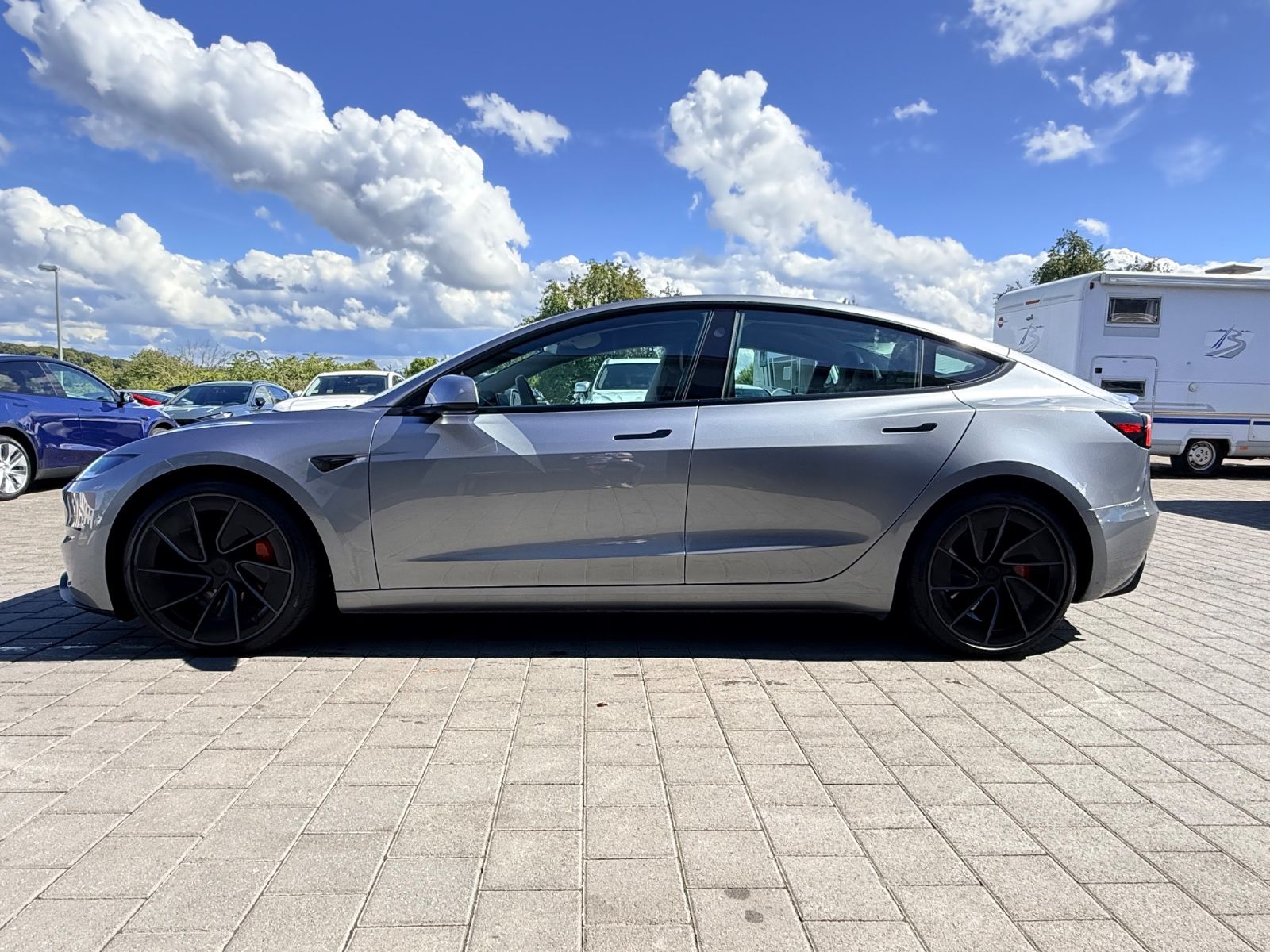 Tesla Model 3 Performance Highland 2025 Quichsilber foto 6