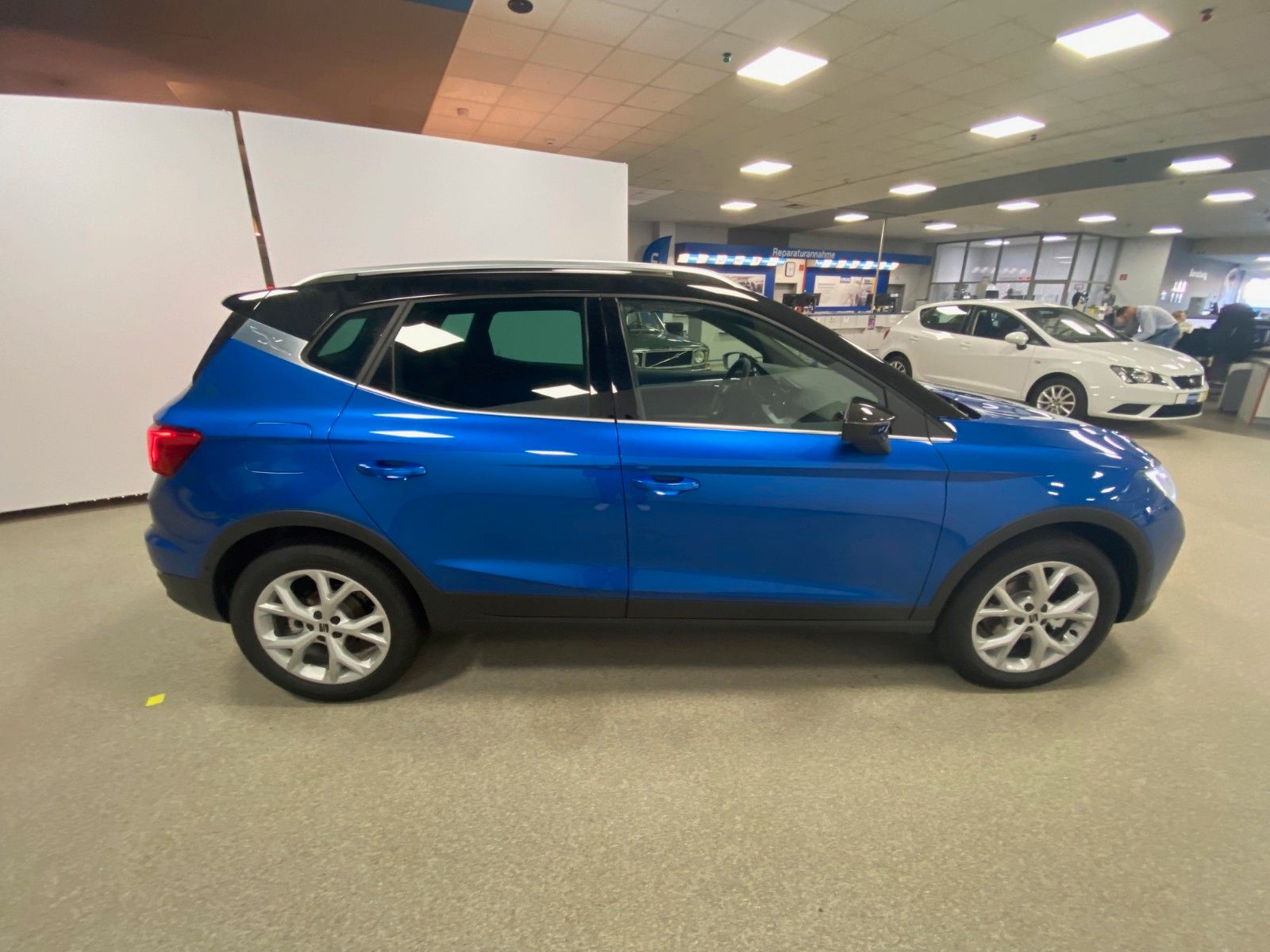 Fahrzeugabbildung SEAT Arona 1.0 TSI FR Garantie 2030+voll LED++KAMERA+