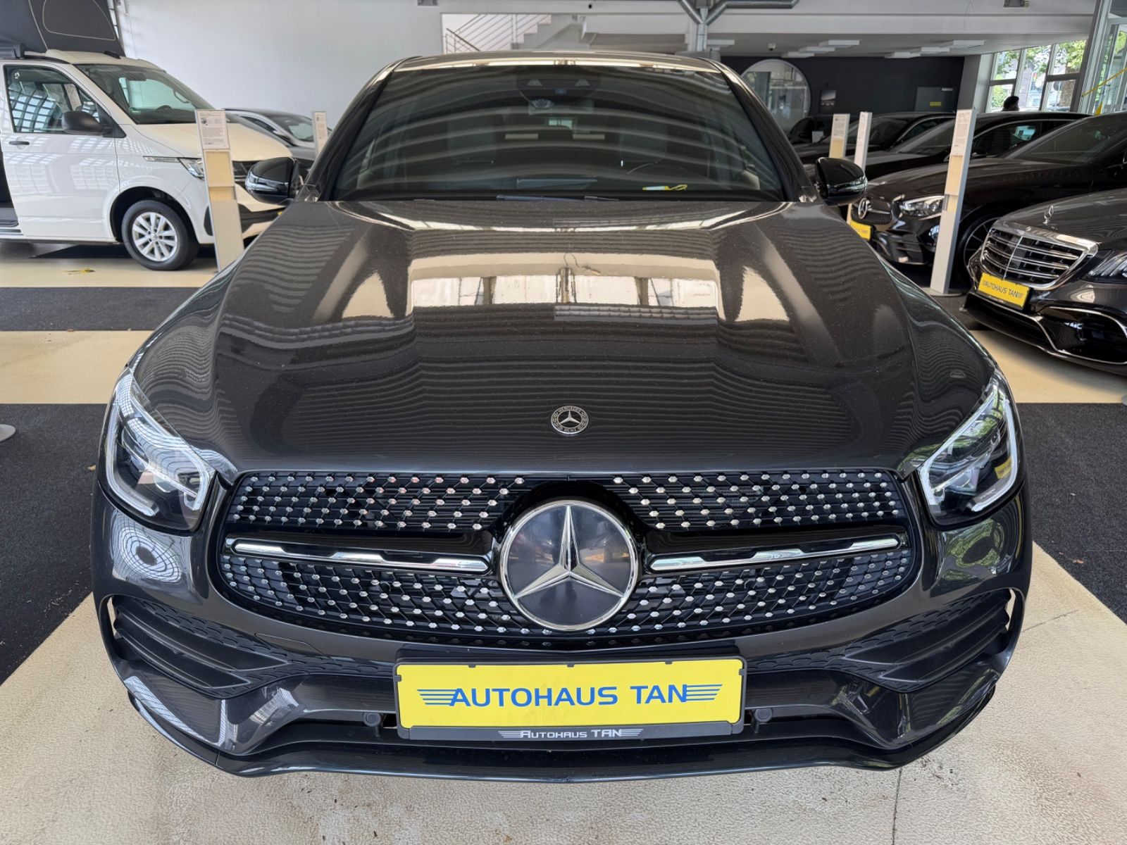 Fahrzeugabbildung Mercedes-Benz GLC 400 d Coupe 4 Matic AMG LINE * DIGITALTACHO