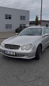 Mercedes-Benz CLK 200 KOMPRESSOR AVANTGARDE Avantgarde - Mercedes-Benz CLK-Klasse mit Panoramadach