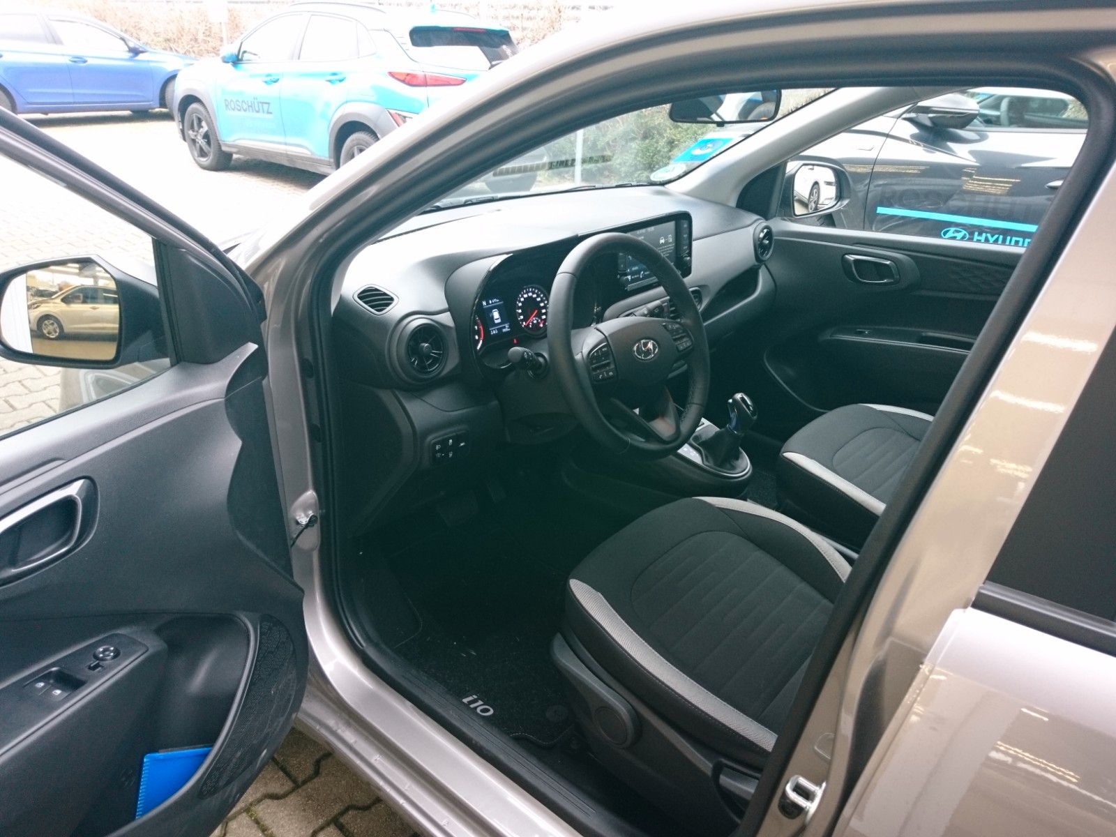 Fahrzeugabbildung Hyundai i10 (MJ23) 1.0 A/T Trend Komfortpaket Klima PDC
