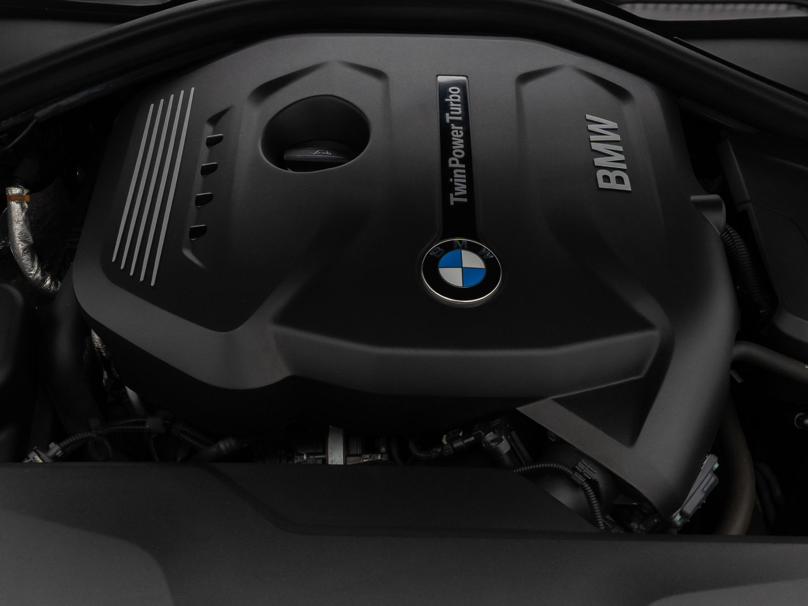 Fahrzeugabbildung BMW 320i GeschwindigReg ParkAss DAB H/K FernlichtAss