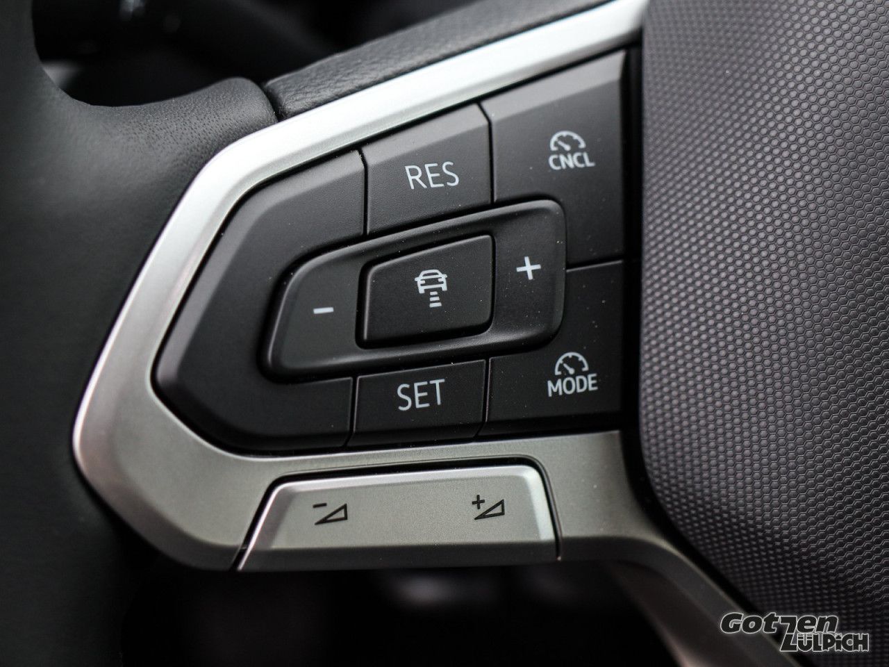Fahrzeugabbildung Volkswagen Caddy 1,5TSI App-Connect Klima ACC PDC Bluetooth